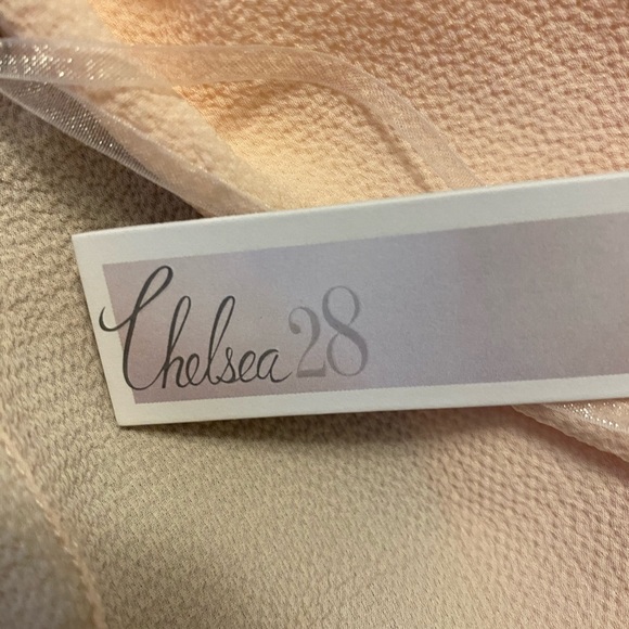 🌟Host Pick 🌟NWT Women's Chelsea28 L/S Blouse XS - Picture 4 of 5